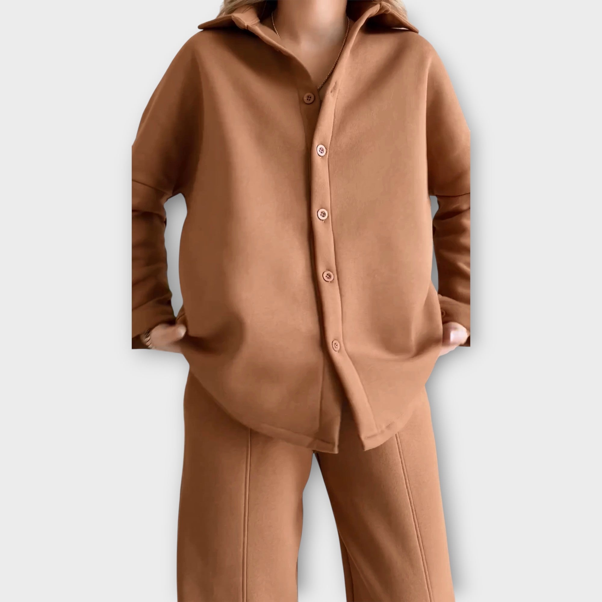 Lady Margaret Set with Buttons and an Elegant Silhouette