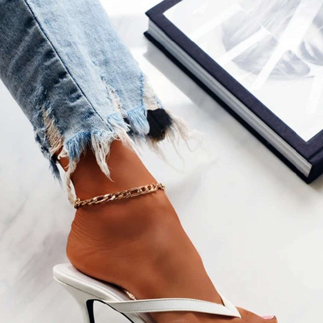 Lady Fiorella Basic Mid-Heel T-Bar Sandals