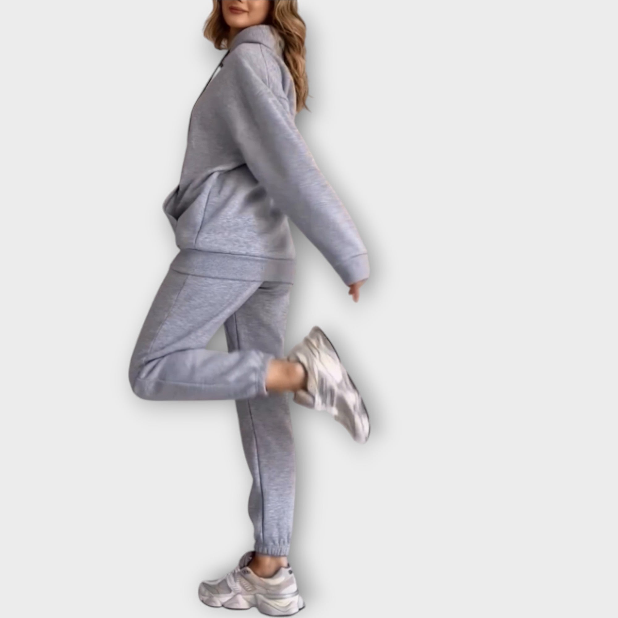 Lady Amelia Tracksuit Set with a Relaxed Fit