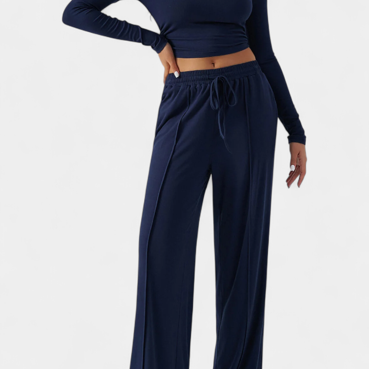 Lady Tessa Two-Piece Round Neck Set