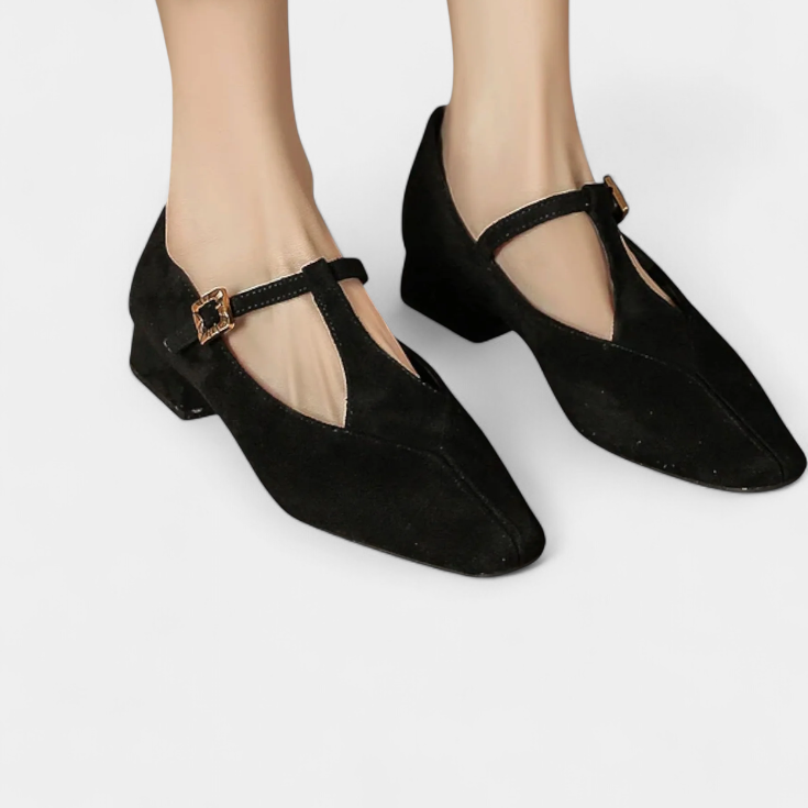 Lady Martha Low Heels with Strap and Buckle