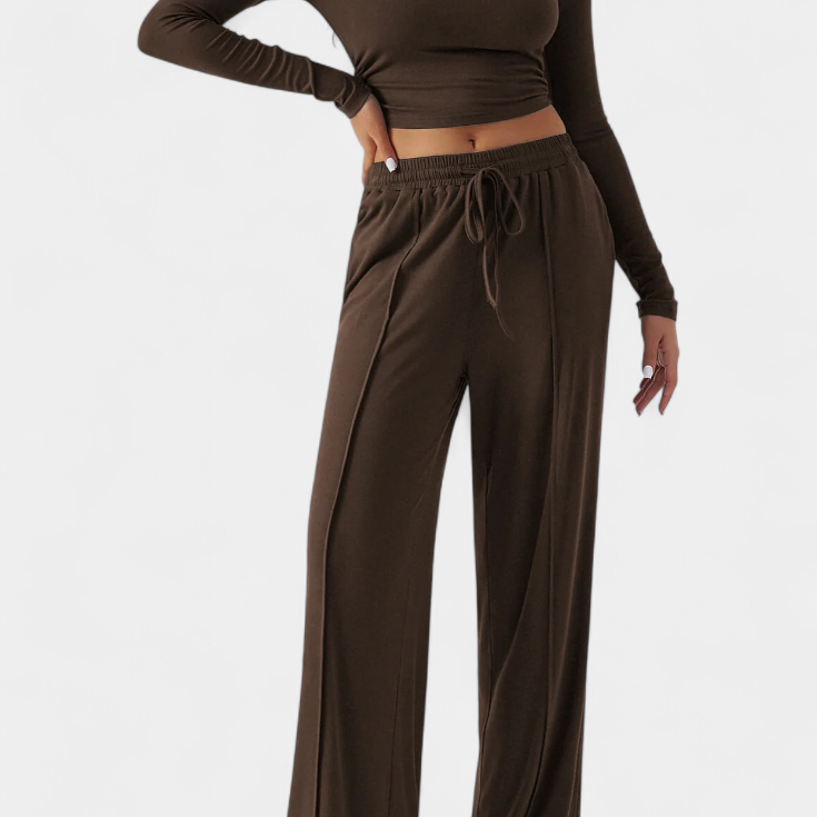 Lady Tessa Two-Piece Round Neck Set