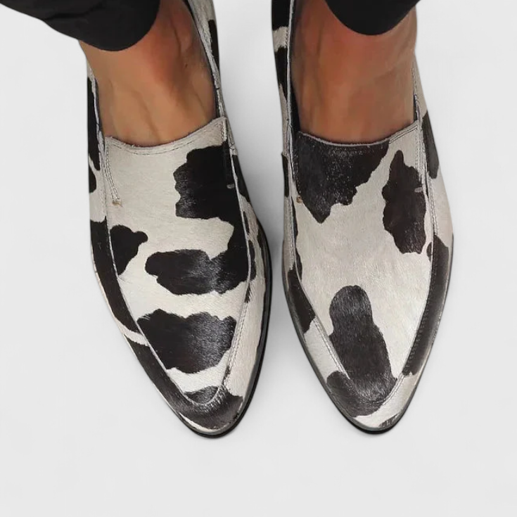 Lady Marcelline Elegant Loafers with Low Heel and Animal Print