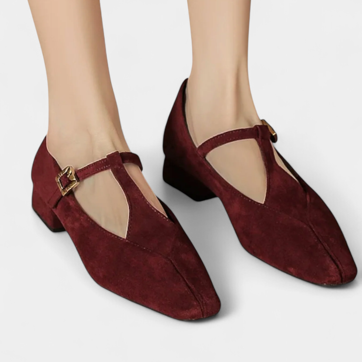 Lady Martha Low Heels with Strap and Buckle